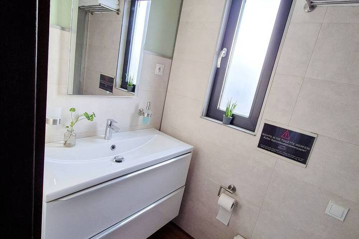 Ferienhaus für 2 Personen, mit Balkon in Wiesbaden - 4