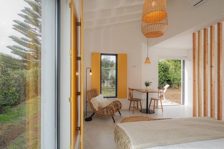 Casa rural para 2 personas, con piscina además de jardín y vistas en Azores - 2