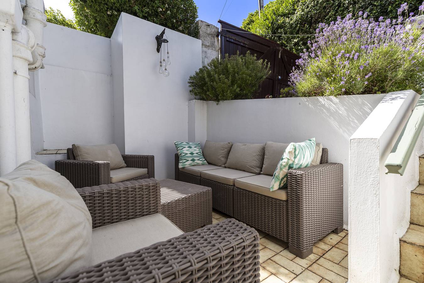 Melbourne - Sea Views and Parking in Saundersfoot, Pembrokeshire