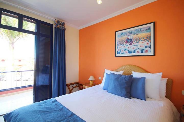 Villa für 8 Personen, mit Whirlpool und Balkon sowie Pool und Garten in Gran Canaria Süd - 2