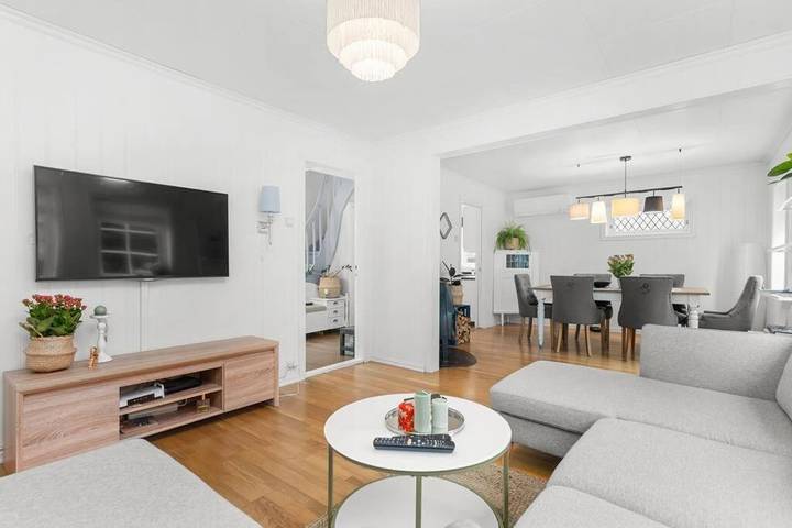 3-bedroom home near the canal in Spangereid, Lindesnes