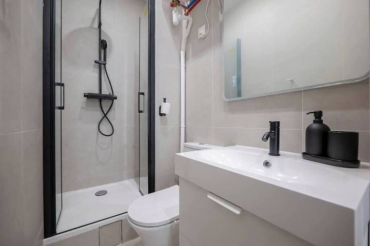 Appartement entier, Studio Completement Renove aux portes de Paris in Montrouge, Hauts-de-Seine