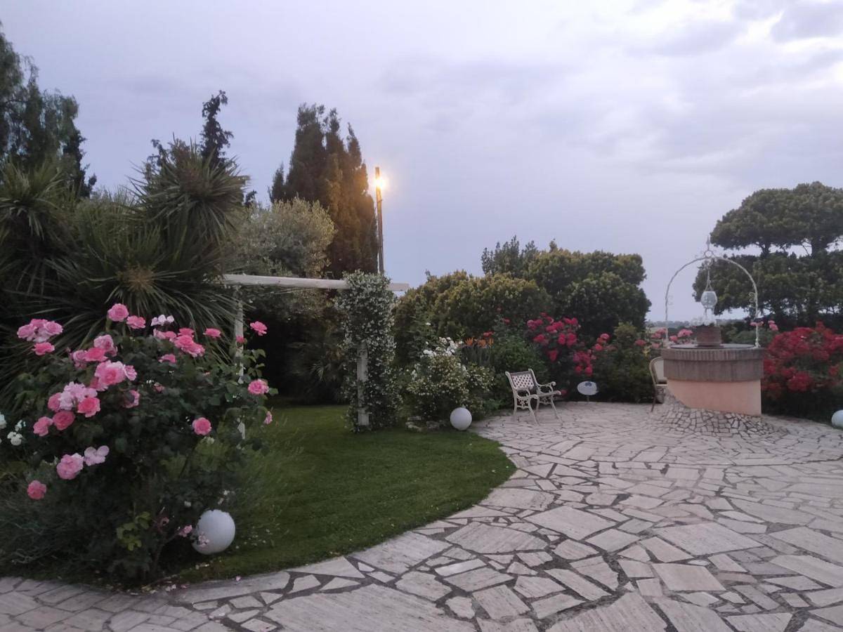 Villa Francesca Pomezia Roma in Pomezia, Provincia di Roma