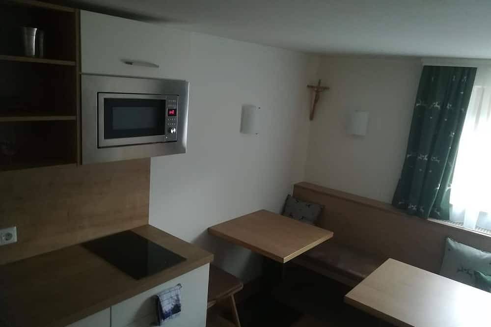Doppelzimmer Etagendusche - Bergheim, Haus in Bad Hofgastein, Ski Amadé