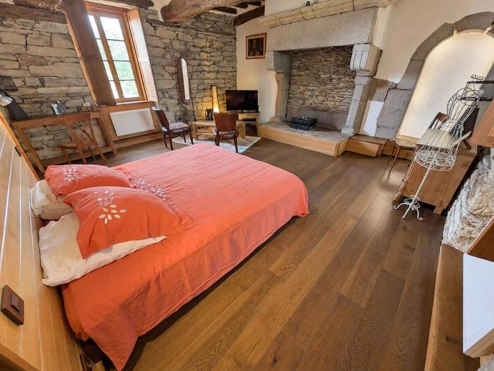 Location de vacances pour 2 personnes, avec Jacuzzi ainsi que Jardin et Piscine à Langoat