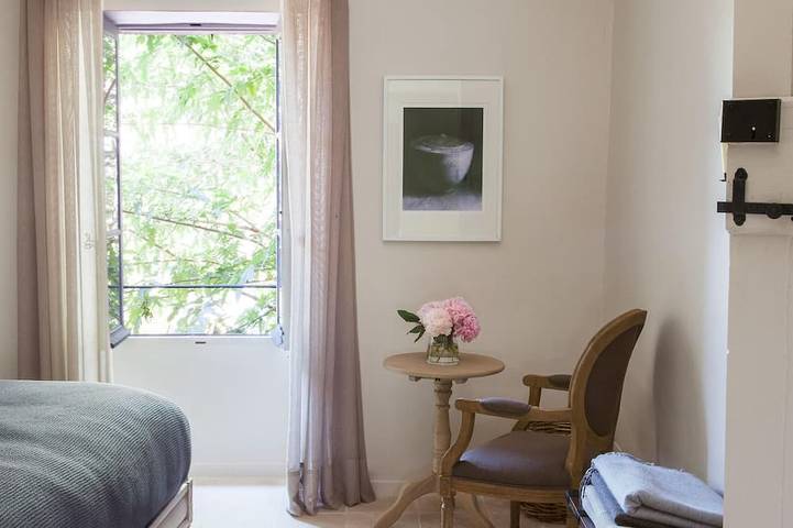 Ferienhaus für 2 Personen, mit Terrasse und Pool sowie Garten in Gordes