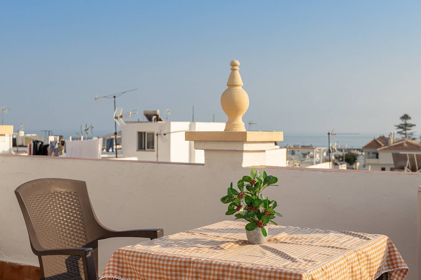 Entire apartment, Apartment "Nieves 1" in the Town Center but Near the Beach with Seaview in Nerja Centre, Nerja