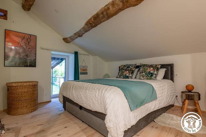 Location de vacances pour 2 personnes, avec jardin à Saint-Floret - 2