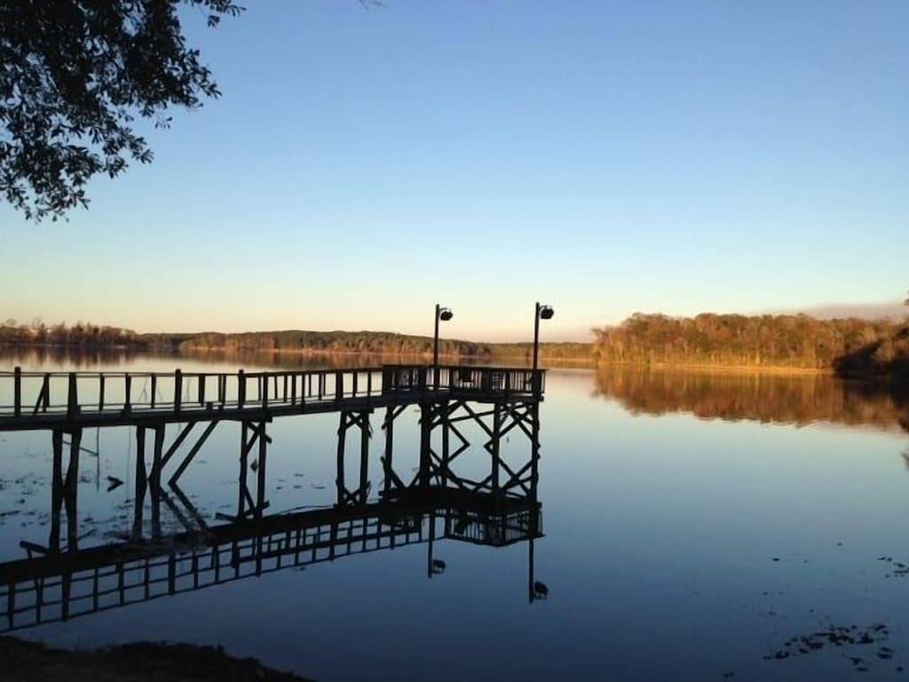 Haus am See mit Bootsstart vor Ort! Tolles Angeln! Sehr entspannend! in Toledo Bend Reservoir