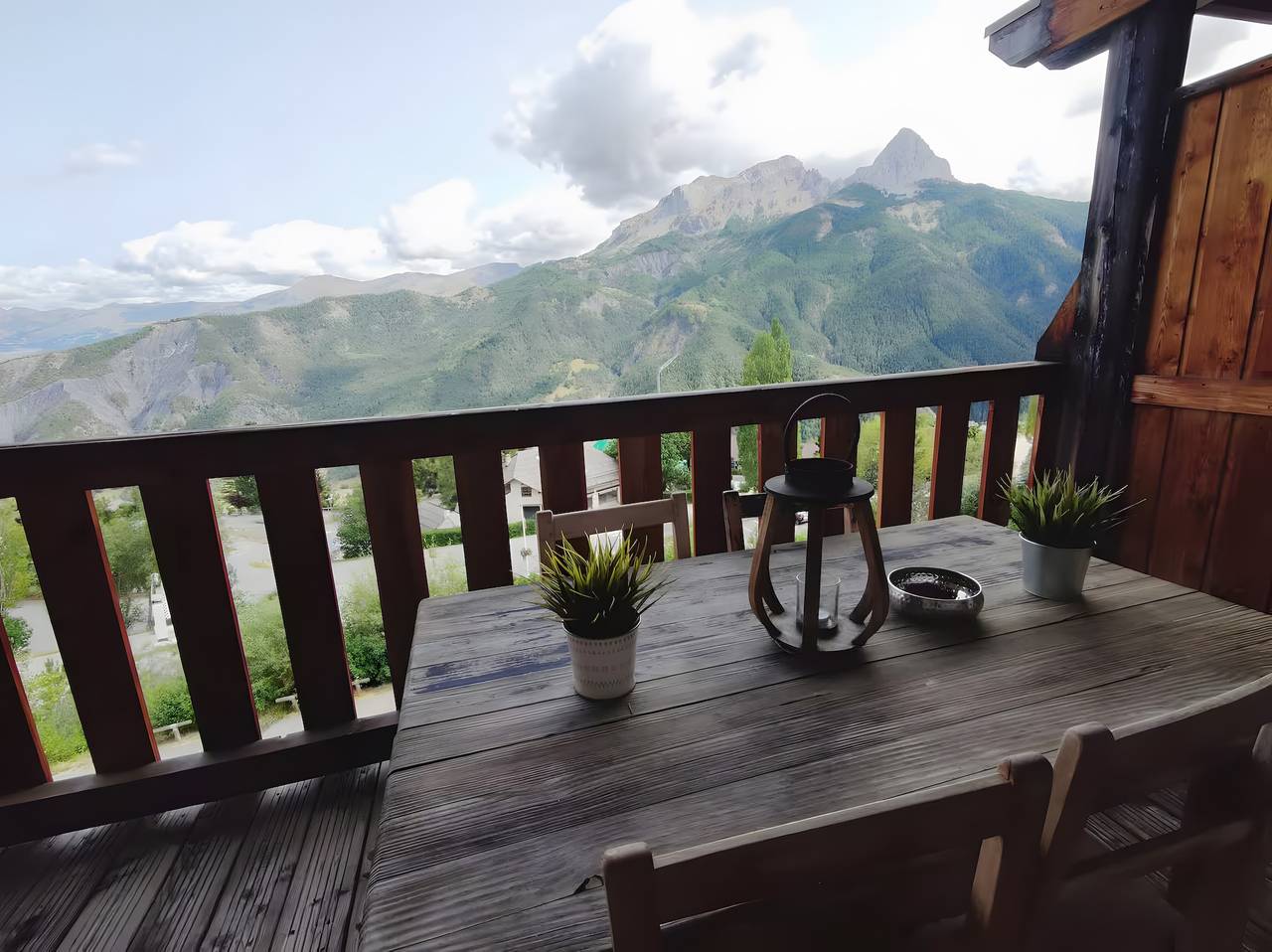 Apartamento entero, Apartamento 'Studio en el Corazón de Praloup' con Vista a la Montaña y Terraza Privada in Pra-Loup, Uvernet-Fours