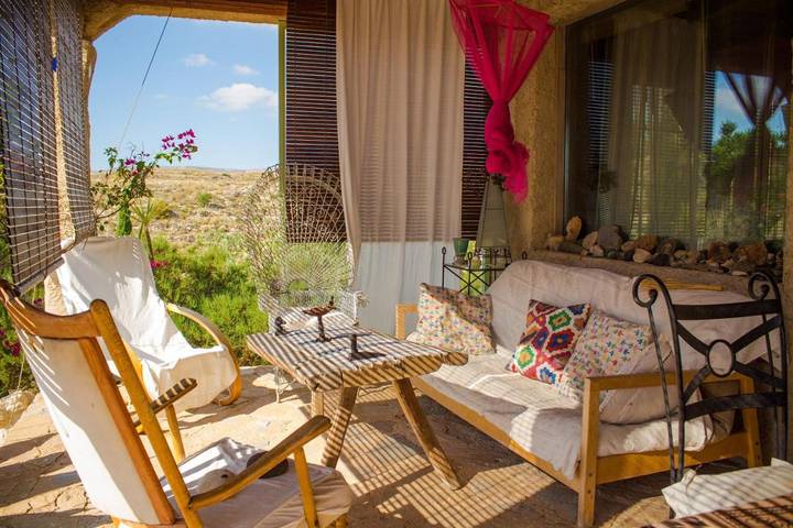 Casa rural para 4 personas, con Jacuzzi y Terraza además de Jardín y Piscina en Provincia de Almería