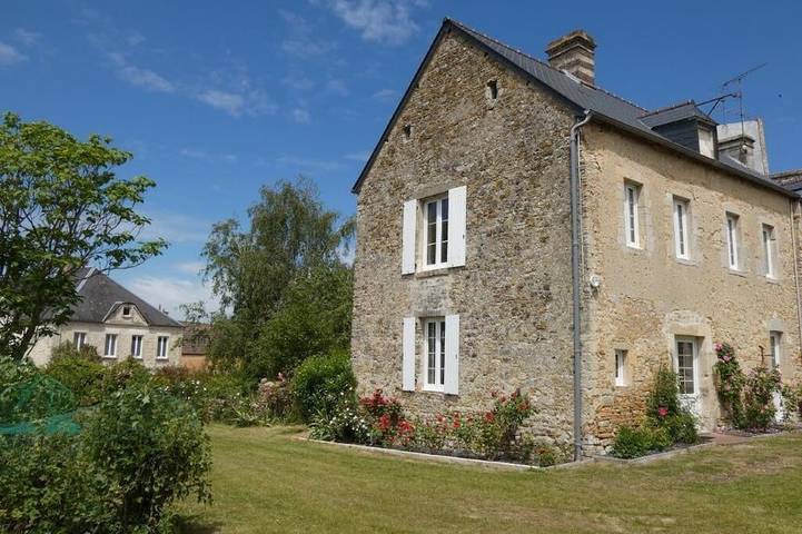 Gîte pour 8 personnes, avec jardin