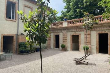 Gîte pour 3 personnes, avec piscine et jardin à Montech