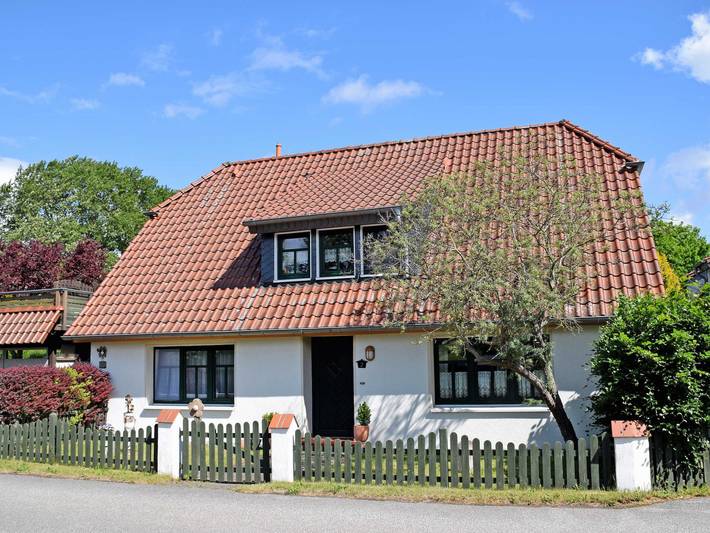 Ferienwohnung für 4 Personen, mit Terrasse und Garten, kinderfreundlich - 1