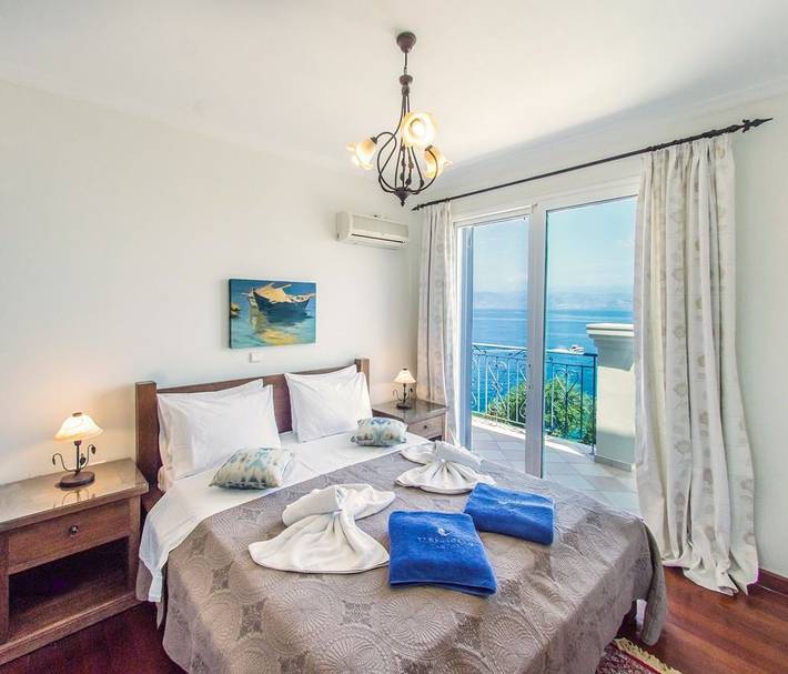 Location de vacances pour 10 personnes, avec jardin et terrasse dans Kassiopi - 4