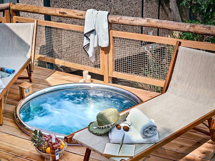 Lodge pour 5 personnes, animaux acceptés en Provence-Alpes-Côte d'Azur - 2