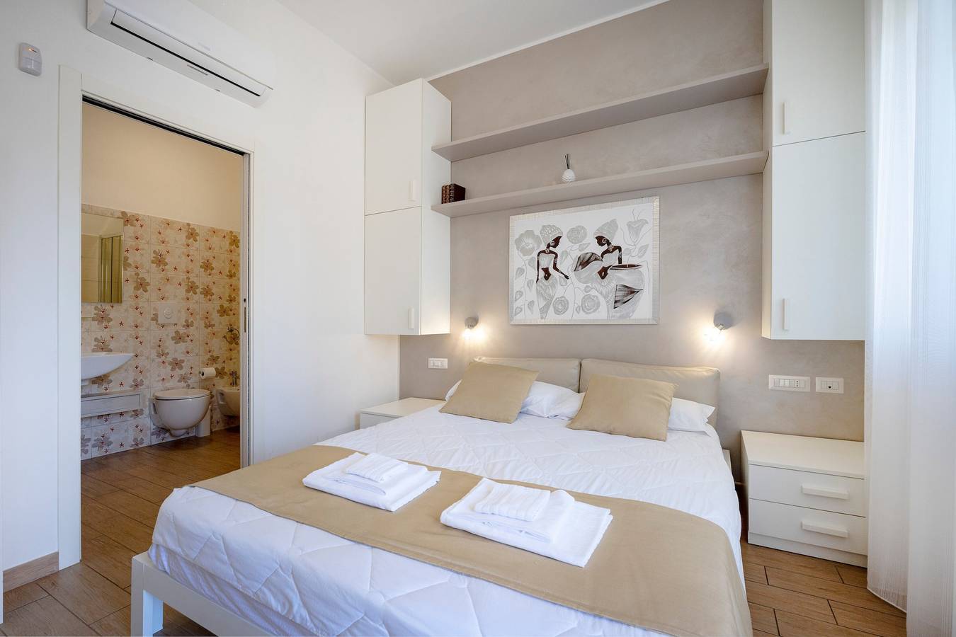 Il Fiorone - Camera 4 con giardino condiviso, Wi-Fi e aria condizionata in Torre Canne, Salento