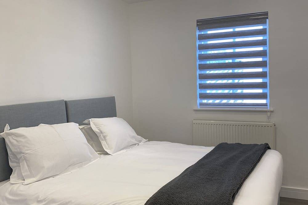 Entire apartment, Apartment 7- The cathedral view in Truro, Cornwall