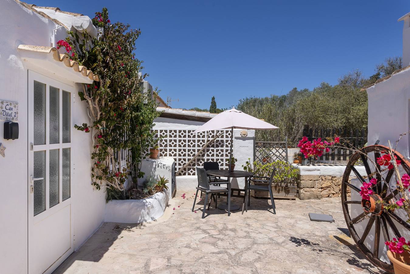 Casa de férias 'Can Vital 2' com terraço privado, Wi-Fi e ar condicionado in Formentera, Baleares