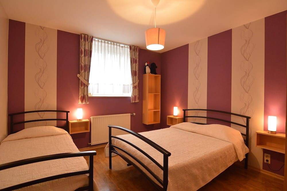 Gezellig huisje, Baugnez Fields in Malmedy, Natuurgebied Hautes Fagnes