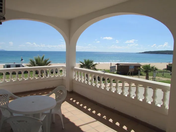 Appartement de vacances pour 3 personnes, avec terrasse ainsi que jardin et piscine - 1