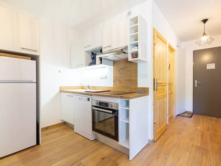 Appartement entier, Appartement 5 personnes avec Wifi, parking, proche du lac à Génos in Génos, Pyrénées
