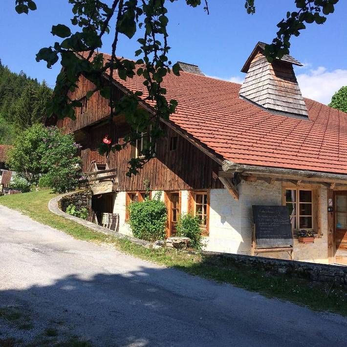 Maison d’hôte pour 2 personnes, avec Terrasse ainsi que Jardin et Vue à Les Gras