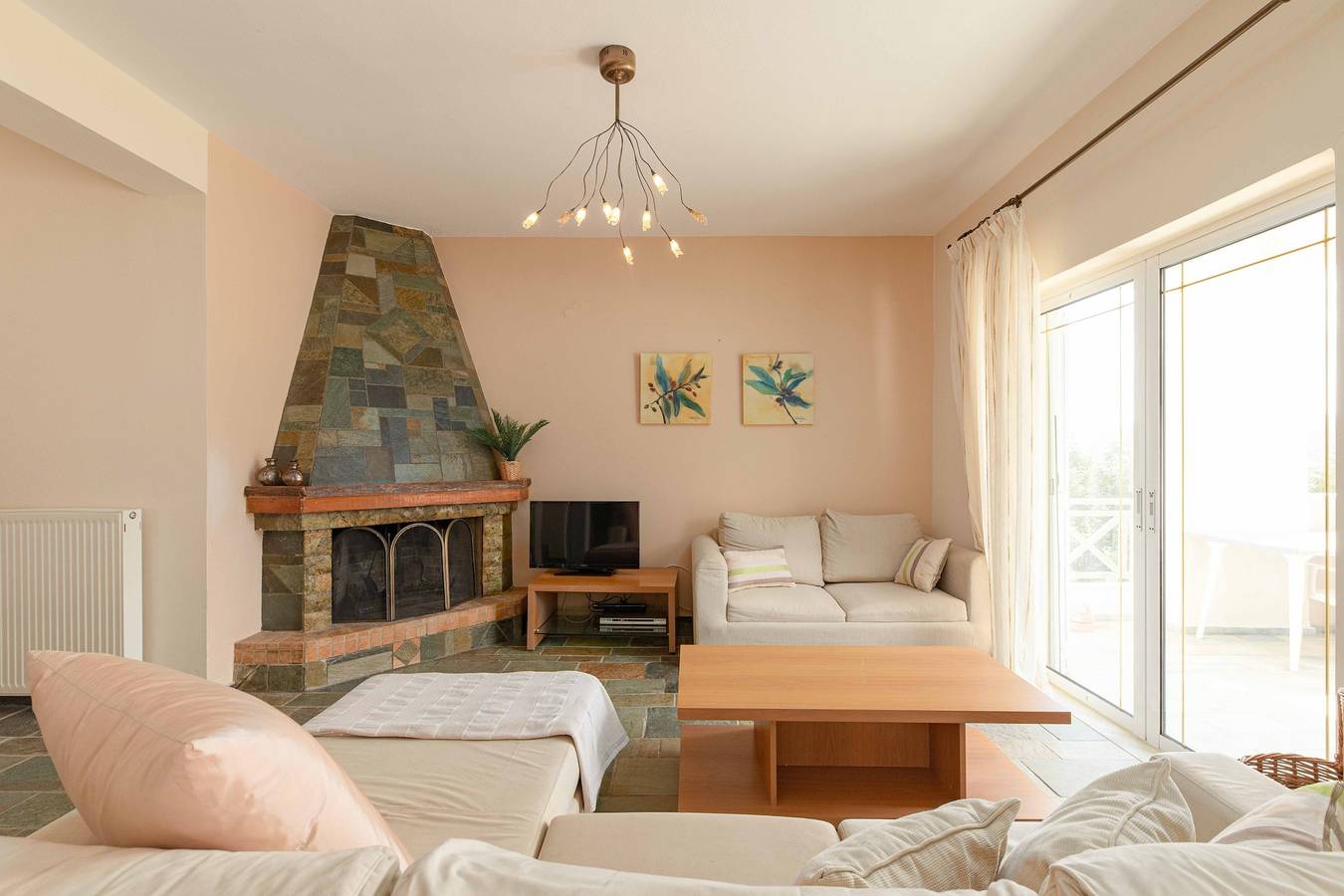 Entire apartment, Apartment 'Villa Melenia 2' with Panoramic Sea View, Wi-Fi & Air Conditioning in Agia Pelagia, Αχλάδα