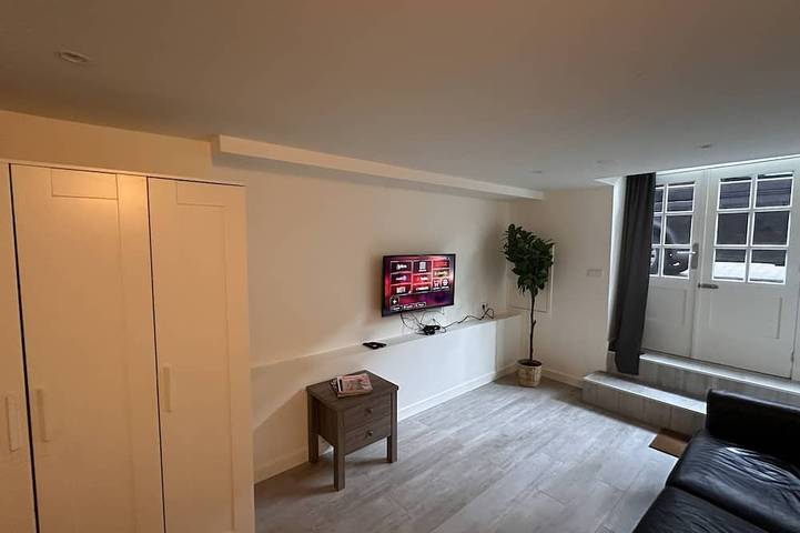 Ganze Wohnung, Luxuswohnung im Zentrum von Amsterdam mit 2 separaten Studios 120m² Leidseplein in Holländische Küste
