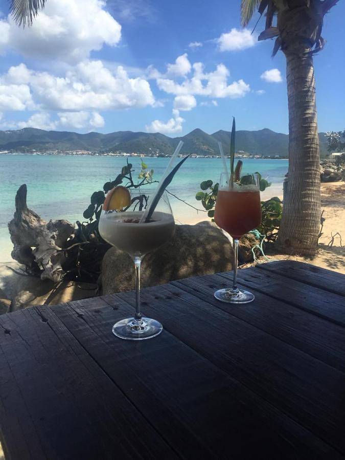 Gîte pour 5 personnes, avec bassin pour enfant et jardin ainsi que piscine et vue dans Nettlé Bay - 2