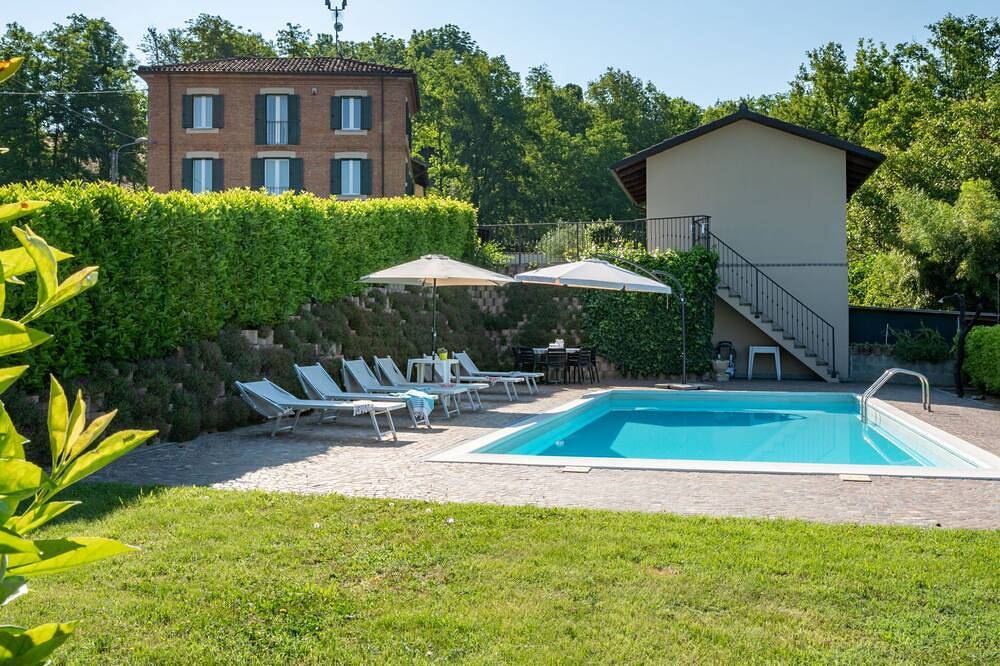 Casa vacanza a Asti (Comune) a partire da 228€ a notte