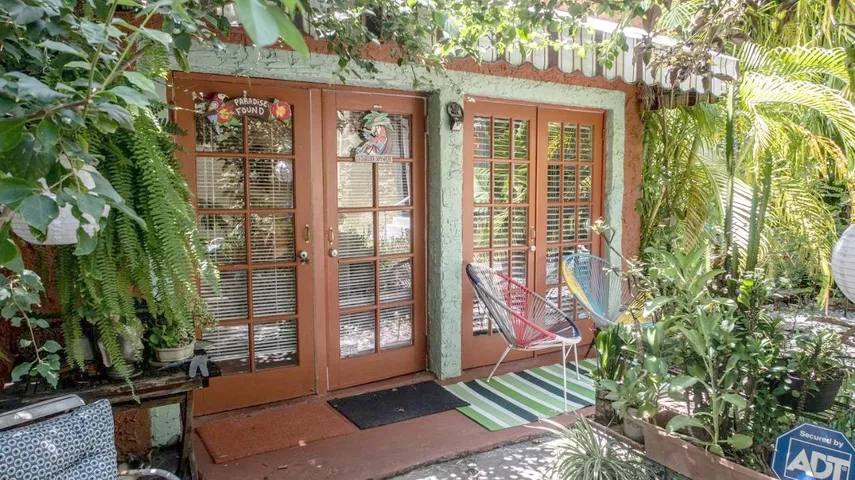 Casa rural para 2 personas, con jardín - 1