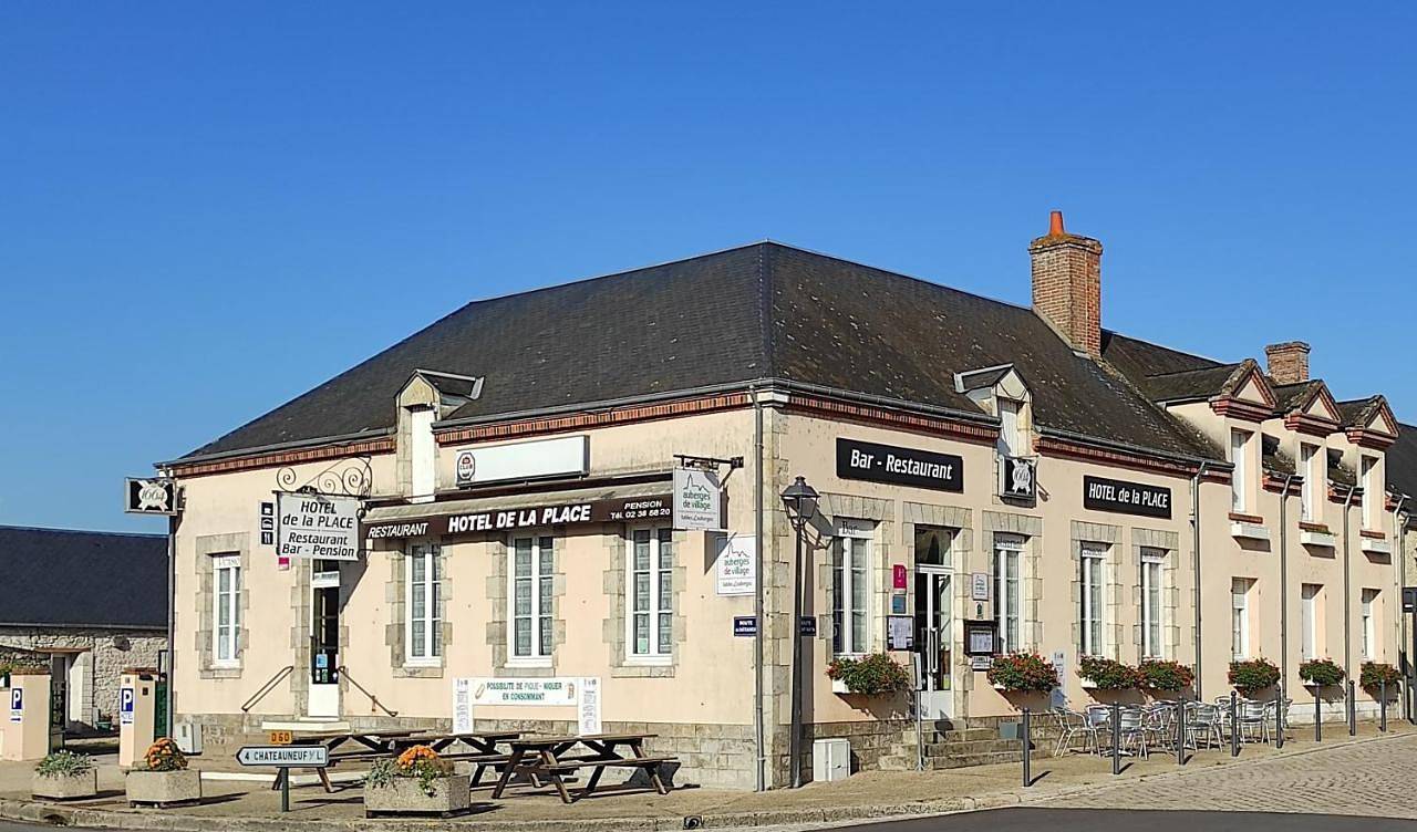 Family Room in Germigny-des-Prés, Vallée de la Loire