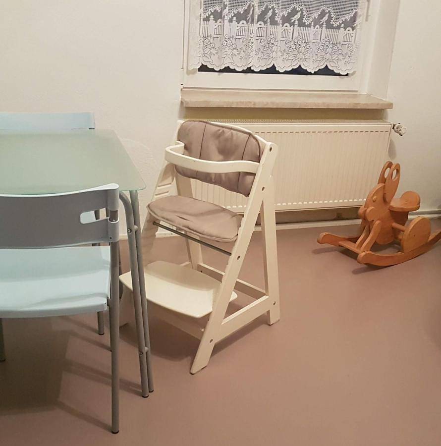 Ganze Wohnung, Ferienwohnung West - Alte Schule Sachswitz in Greiz, Region Greiz