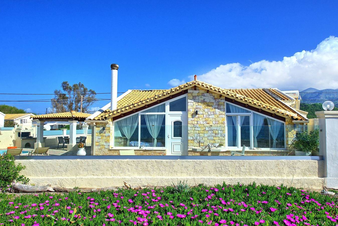 Beach Villa Athanasia in Παραλία Αλμυρού, Κέρκυρα
