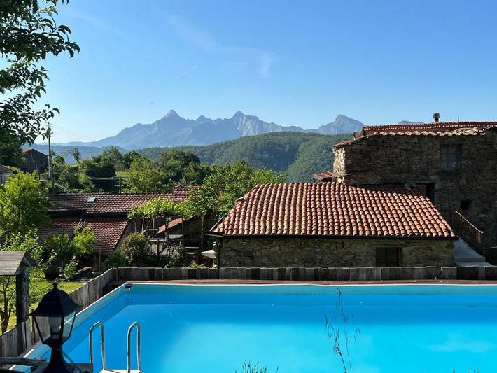 Appartement de vacances pour 2 personnes, avec terrasse ainsi que piscine et jardin