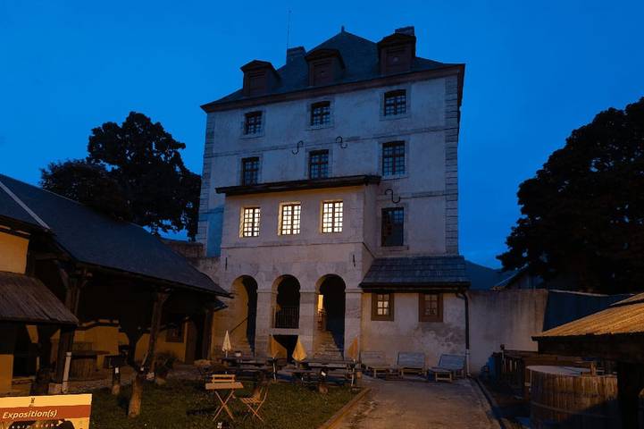 Gîte pour 5 personnes, avec jardin à Mont-Dauphin - 4