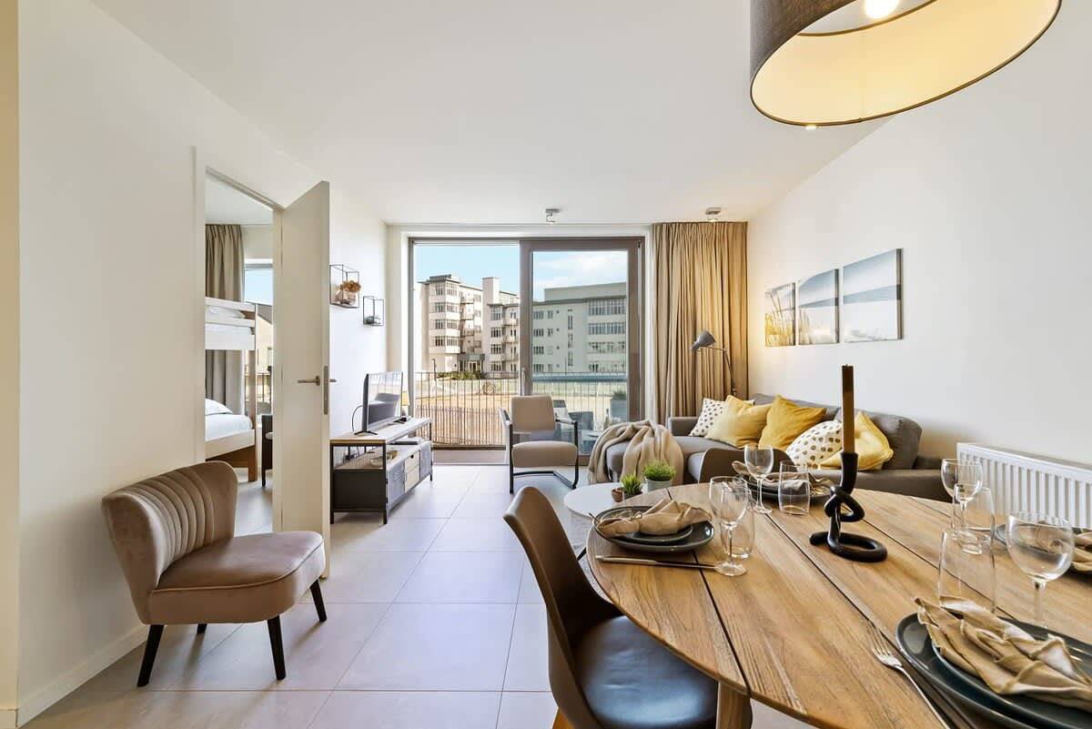 Ganze Wohnung, Huswell - Apartment with natural swimming pool in Westende, Middelkerke