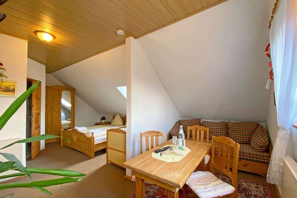 Ganze Wohnung, Doppelzimmer für 4 Gäste mit 24m² in Stolpen in Stolpen, Elbsandsteingebirge