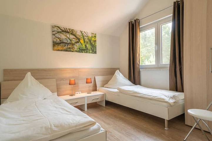 Ferienhaus für 6 Personen, mit Balkon und Whirlpool sowie Terrasse und Sauna am Müggelsee - 2