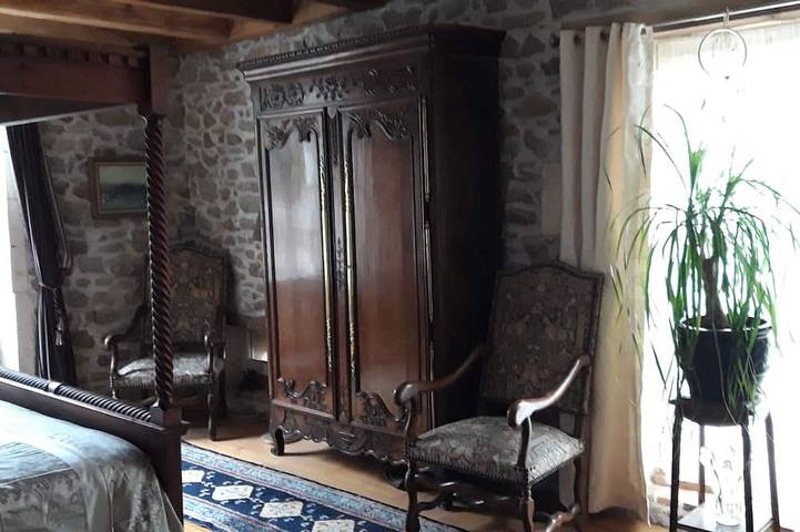 Location de vacances pour 6 personnes, avec jacuzzi et piscine à Piégut-Pluviers - 3