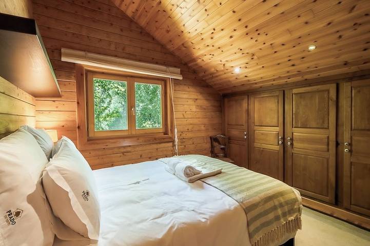 Wooden house with private pool - Prado do Xisto in Braga, Braga Distrikt