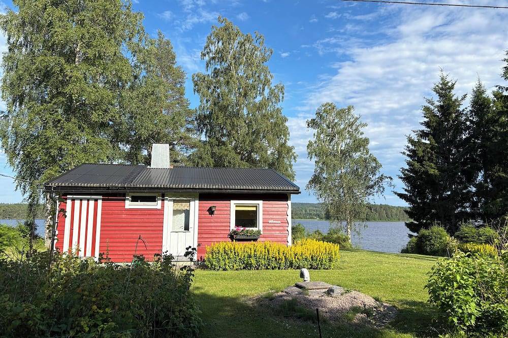 Schwedenhaus direkt am See mit Motorboot & eigener Bootsrampe in Storfors, Värmland