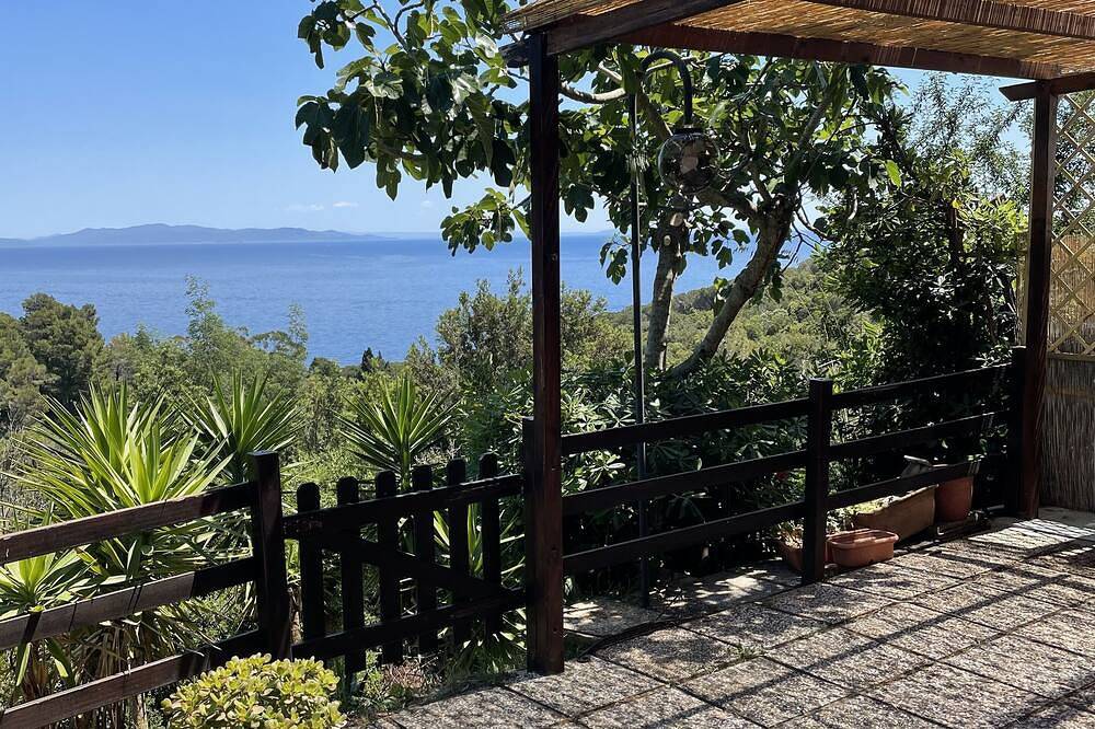 Ganze Wohnung, Ferienwohnung mit Meerblick in Capo d'Arco, Elba