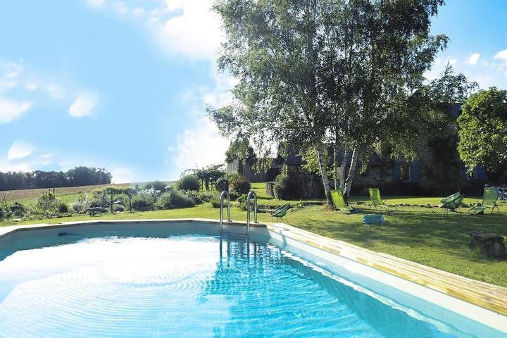 Location de vacances pour 14 personnes, avec vue ainsi que jardin et piscine, animaux acceptés à Oloron-Sainte-Marie - 3