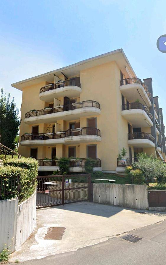 Vacation rental for 4 people, with Balcony and Terrace as well as View in Marino