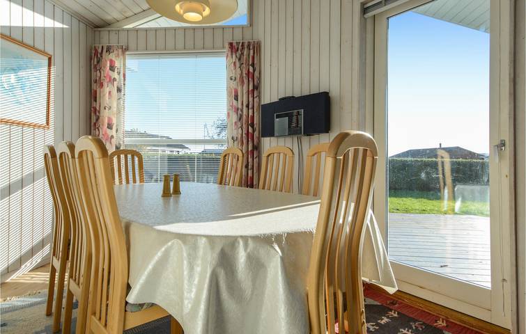 Ferienhaus für 7 Personen, mit Whirlpool und Sauna sowie Terrasse und Garten in Hejlsminde - 3