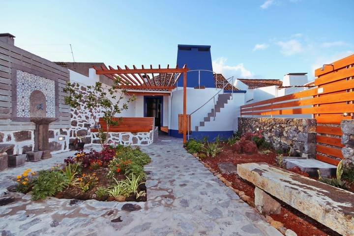 Casa rural para 4 personas, con Balcón y Terraza además de Jardín y Vistas en Villa Franca Do Campo - 3