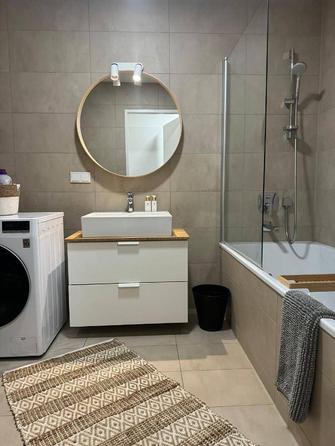 Ganze Wohnung, Two-Bedroom Apartment in Wien, Donau Niederösterreich