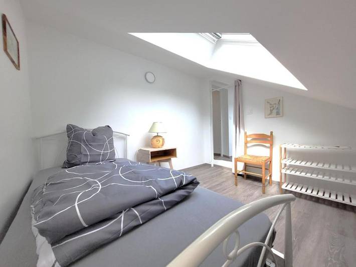 Gîte pour 8 personnes, avec vue et jardin à Voutezac - 2